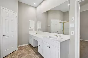 1237 Wild Cherry Dr, Carrollton, TX 75010 - Photo 16