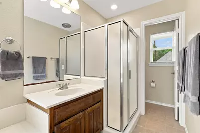 106 Cedar Crest Court, Hudson Oaks, TX 76087 - Photo 18