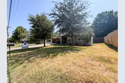 402 N Trinity Street, Decatur, TX 76234 - Photo 1