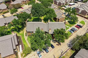 1307 Willoughby Ln, Arlington, TX 76011 - Photo 22