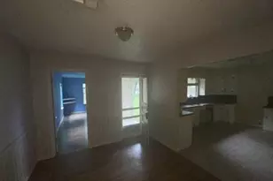 1100 Poe St, Azle, TX 76020 - Photo 6