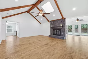 1100 Yorkshire Dr, Carrollton, TX 75007 - Photo 8