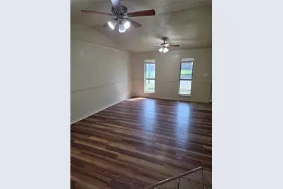 1014 Harbor Lakes Drive, Granbury, TX 76048 - Photo 2