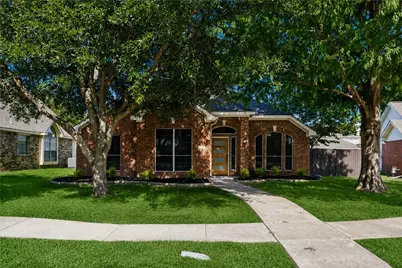 305 Droinwich Circle, Allen, TX 75002 - Photo 1