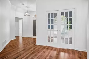 8136 Mt Shasta Cir, Fort Worth, TX 76137 - Photo 6