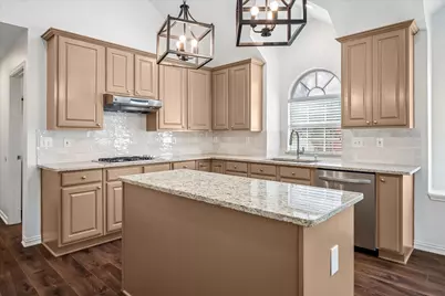 8136 Mount Shasta Circle, Fort Worth, TX 76137 - Photo 14
