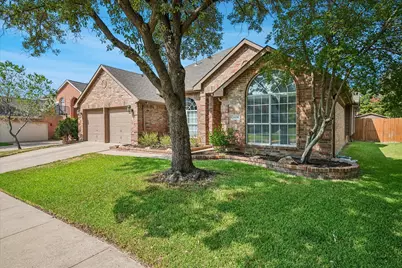 8136 Mount Shasta Circle, Fort Worth, TX 76137 - Photo 2