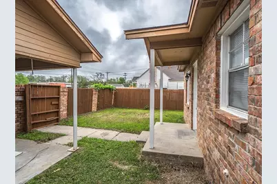 509 S Hastings Street, Irving, TX 75060 - Photo 4