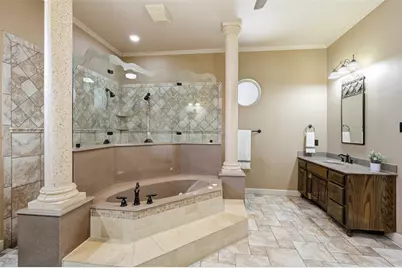 2010 Woodland Hills Lane, Weatherford, TX 76087 - Photo 16