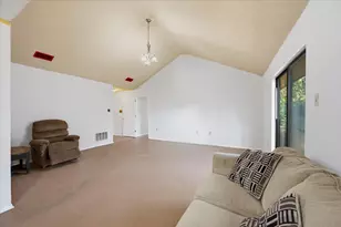 409 29th St, Grand Prairie, TX 75050 - Photo 10