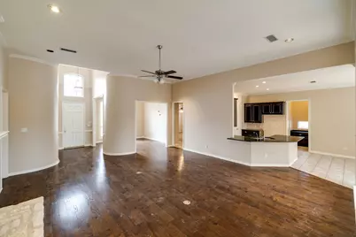 2817 Newburyport Avenue, Garland, TX 75044 - Photo 8