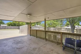 601 E Avenue F, Midlothian, TX 76065 - Photo 22