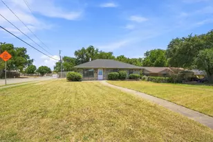 601 E Avenue F, Midlothian, TX 76065 - Photo 24