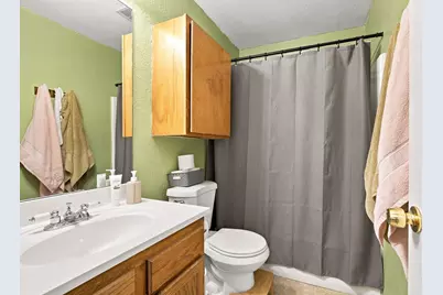 601 E Avenue F, Midlothian, TX 76065 - Photo 12