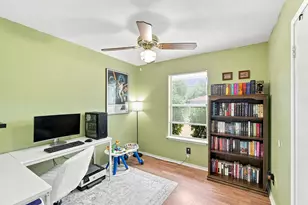 601 E Avenue F, Midlothian, TX 76065 - Photo 8