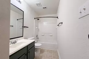 1420 Fleetwood Cove Dr, Grand Prairie, TX 75052 - Photo 16
