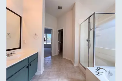 1420 Fleetwood Cove Drive, Grand Prairie, TX 75052 - Photo 14