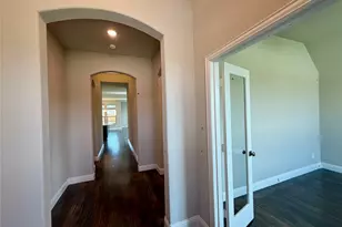 345 Penley Pl, Greenville, TX 75401 - Photo 4