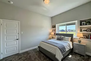 345 Penley Pl, Greenville, TX 75401 - Photo 6