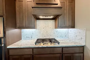 345 Penley Pl, Greenville, TX 75401 - Photo 10