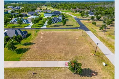 5001 Piper Drive, Granbury, TX 76049 - Photo 10