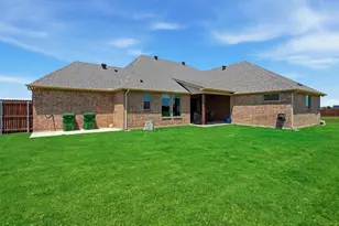 101 Howling Ct, Godley, TX 76044 - Photo 32