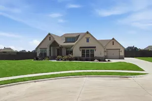 101 Howling Ct, Godley, TX 76044 - Photo 2