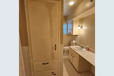 6033 Sandhurst Lane #D, Dallas, TX 75206 - Photo 20