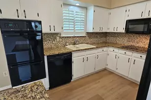 6033 Sandhurst Ln, Dallas, TX 75206 - Photo 14
