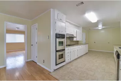 7233 Overhill Road, Fort Worth, TX 76116 - Photo 14