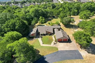 3840 Mockingbird Ln, Midlothian, TX 76065 - Photo 4