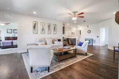 1735 Wittington Place #2402, Farmers Branch, TX 75234 - Photo 14