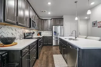 1735 Wittington Place #2402, Farmers Branch, TX 75234 - Photo 4
