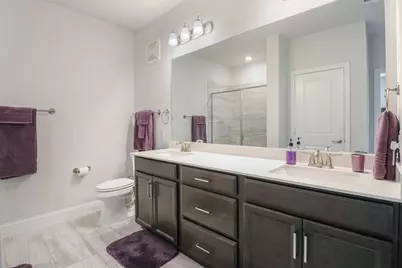 1735 Wittington Place #2402, Farmers Branch, TX 75234 - Photo 16