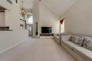 3809 Rockbrook Dr, Carrollton, TX 75007 - Photo 6