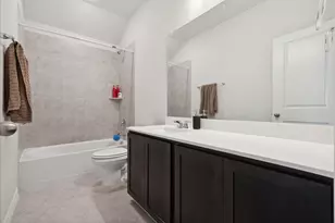 7045 Pecan Gln Pl, Fort Worth, TX 76120 - Photo 24