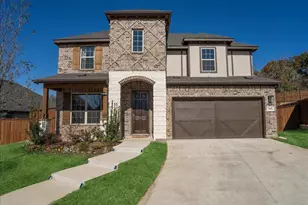 7045 Pecan Gln Pl, Fort Worth, TX 76120 - Photo 1