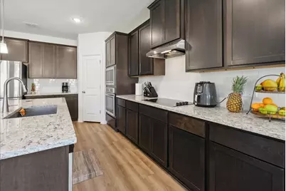 7045 Pecan Glen Place, Fort Worth, TX 76120 - Photo 12