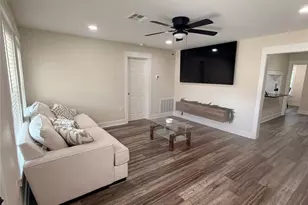 1512 Lexington St, Waco, TX 76711 - Photo 2