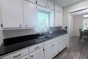 1512 Lexington St, Waco, TX 76711 - Photo 6