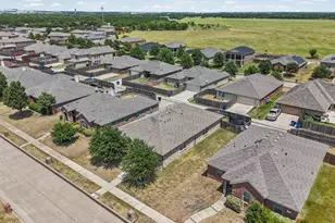 1612 Ambercrest Dr, Lancaster, TX 75146 - Photo 22
