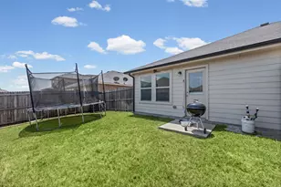1612 Ambercrest Dr, Lancaster, TX 75146 - Photo 22