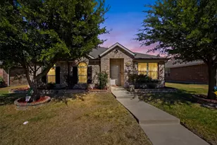 1612 Ambercrest Dr, Lancaster, TX 75146 - Photo 10