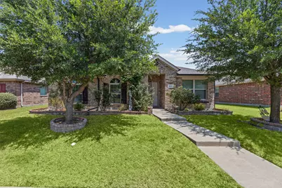 1612 Ambercrest Drive, Lancaster, TX 75146 - Photo 1