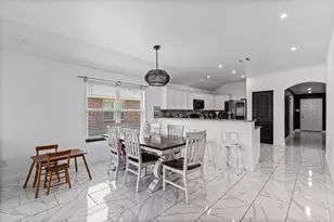 1612 Ambercrest Dr, Lancaster, TX 75146 - Photo 10