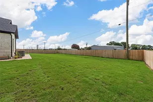 113 Water View Ln, Robinson, TX 76706 - Photo 32
