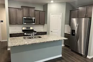 1007 Branding Iron Ln, Princeton, TX 75407 - Photo 4