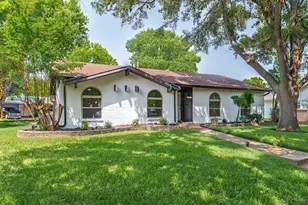 1505 Rocky Cove Cir, Plano, TX 75023 - Photo 2