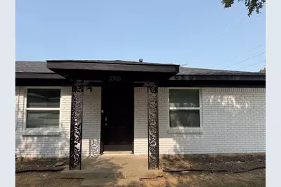 2500 Normont Circle, Fort Worth, TX 76103 - Photo 2