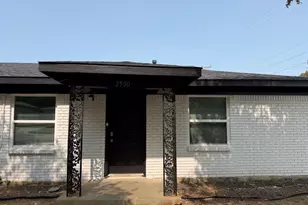 2500 Normont Cir, Fort Worth, TX 76103 - Photo 2
